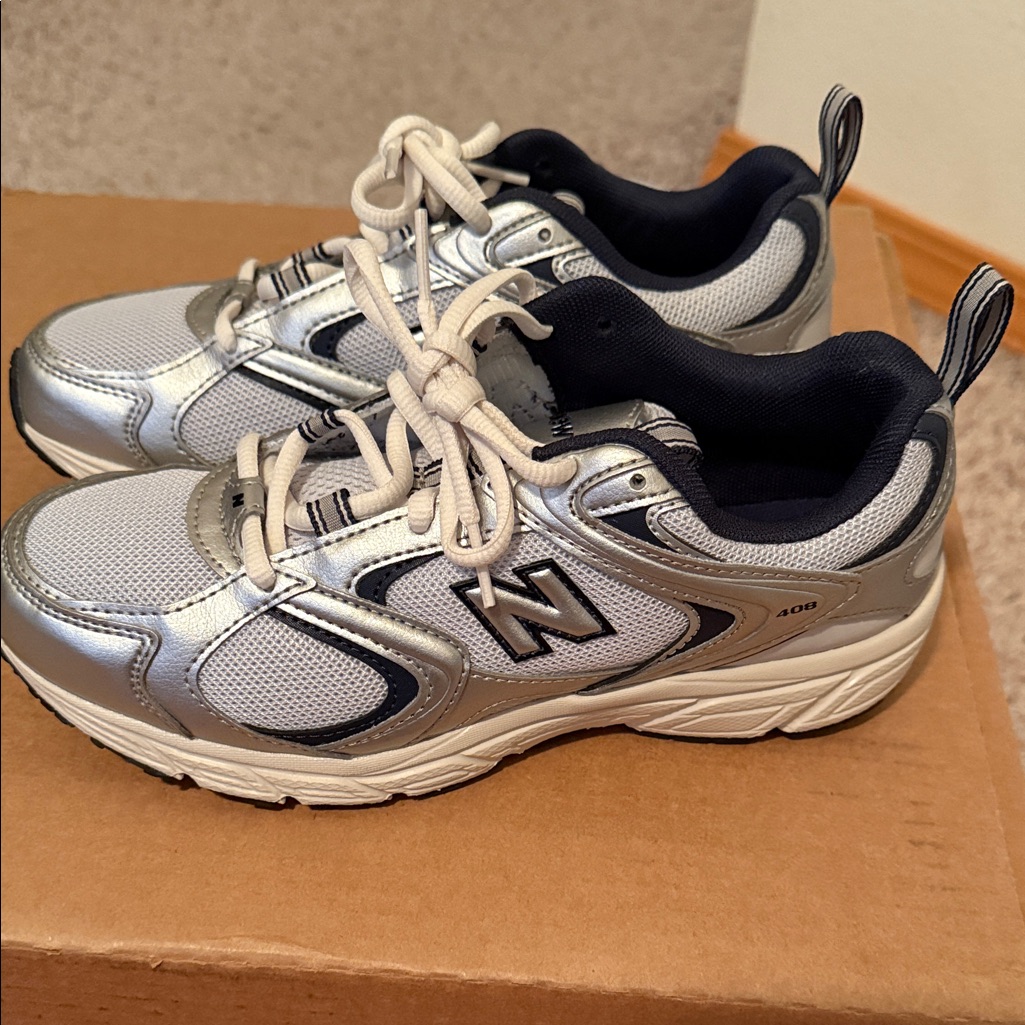 New Balance Sneaker Brand New